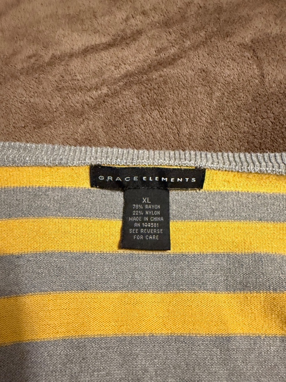 Grace Elements Light Weight Sweater - Picture 3 of 3